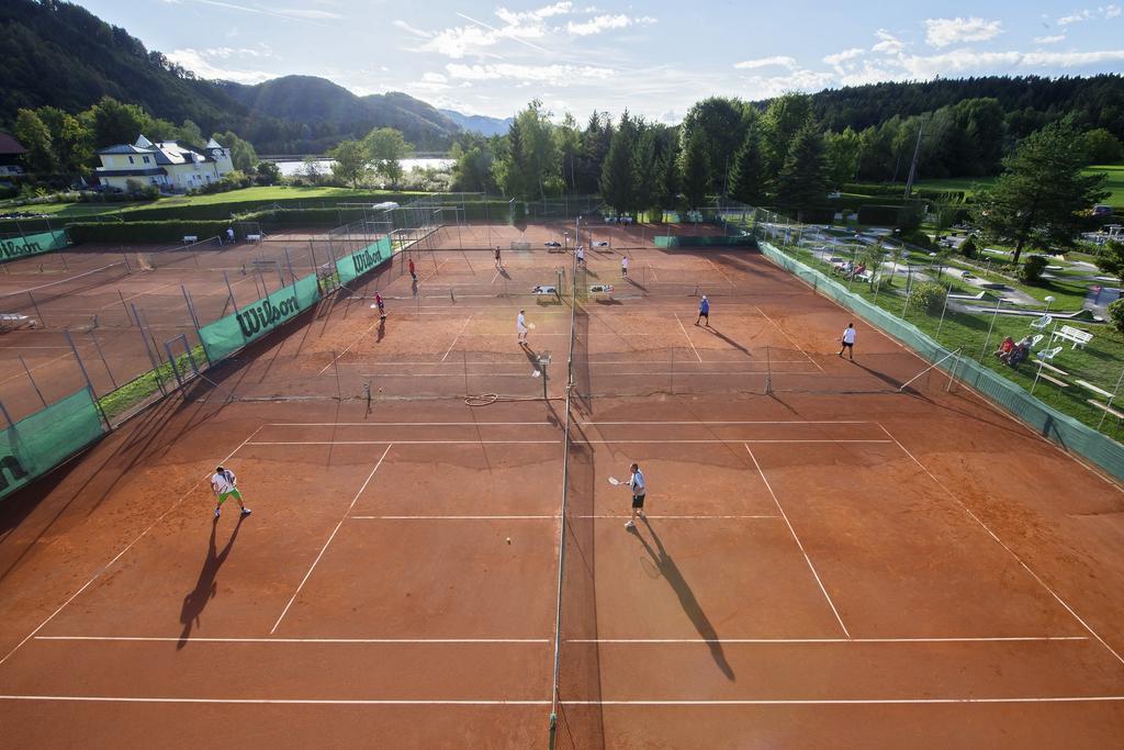 Golf-Tennis-Wellnesshotel Mori Sankt Kanzian am Klopeiner See Exterior photo